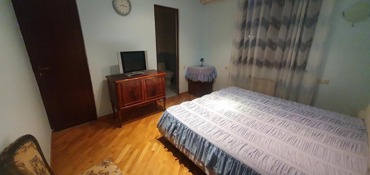 Guest House Yerevan Luaran gambar