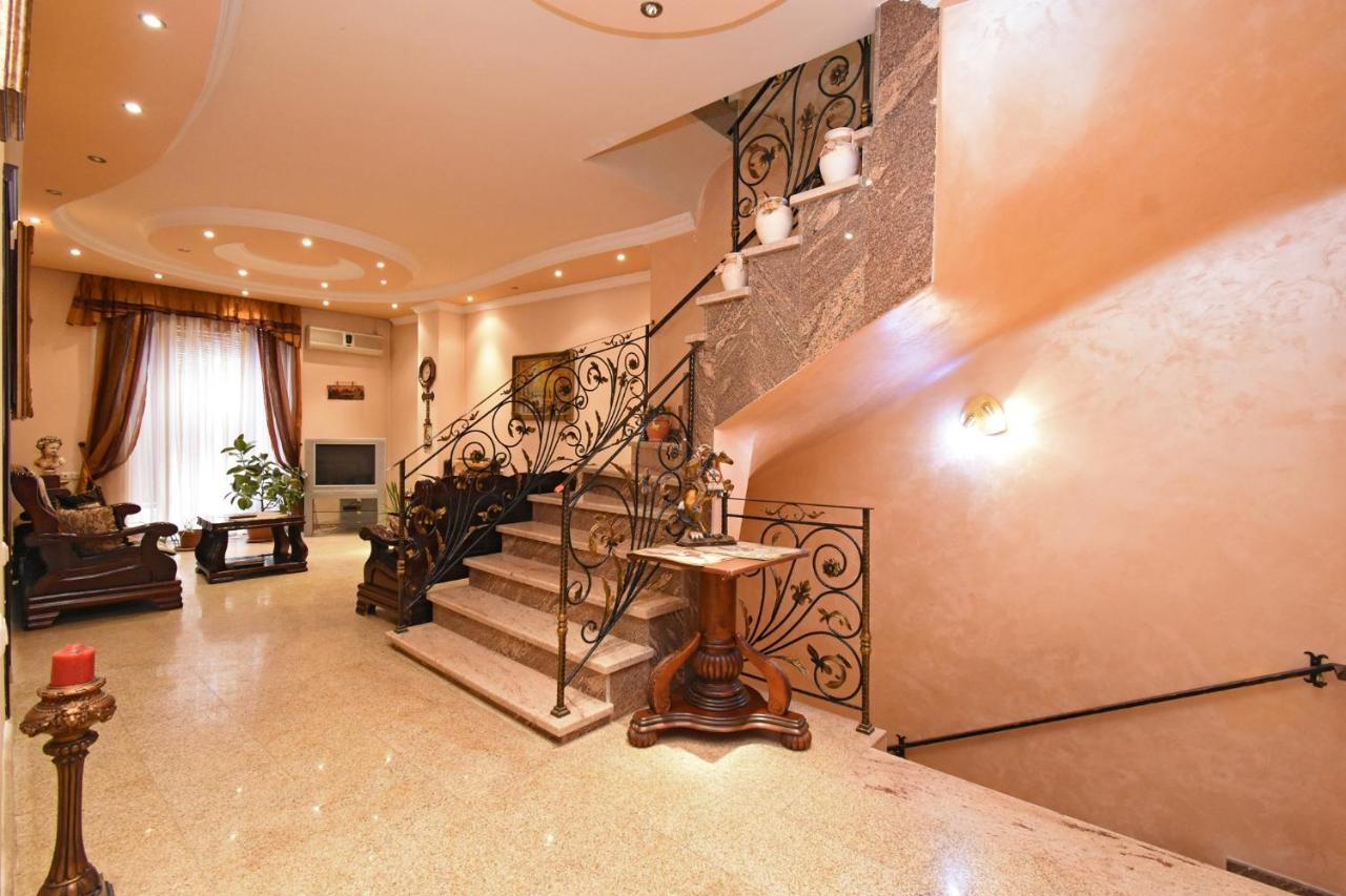 Guest House Yerevan Luaran gambar