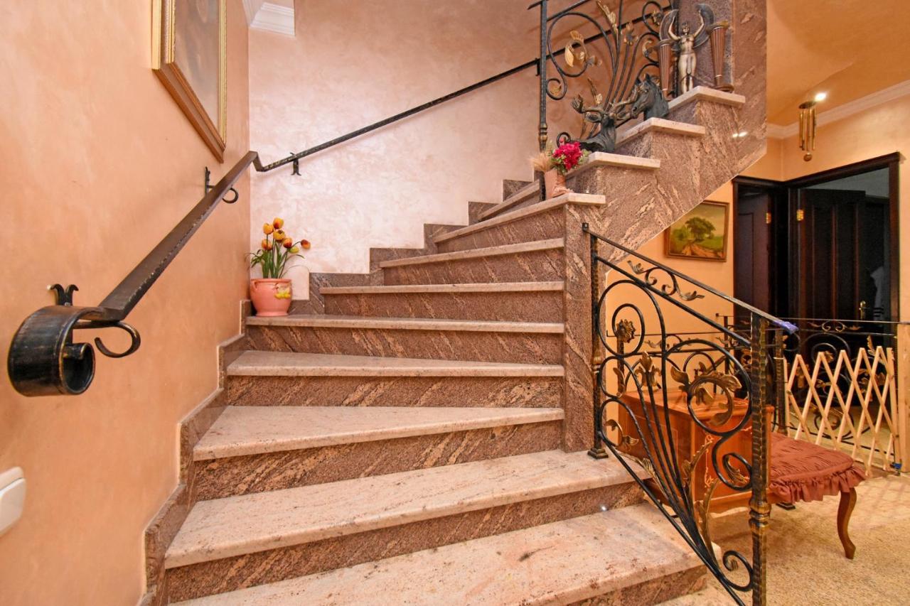 Guest House Yerevan Luaran gambar