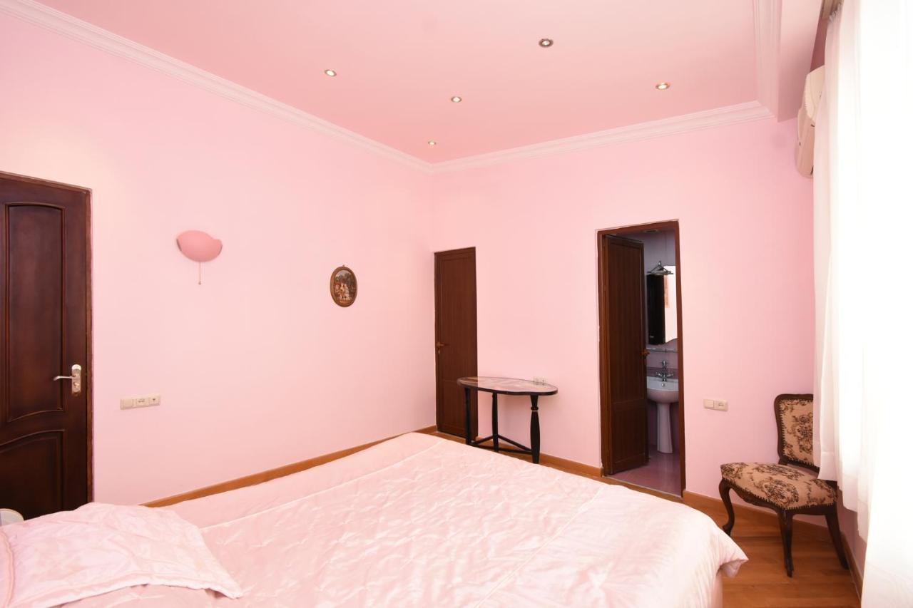 Guest House Yerevan Luaran gambar