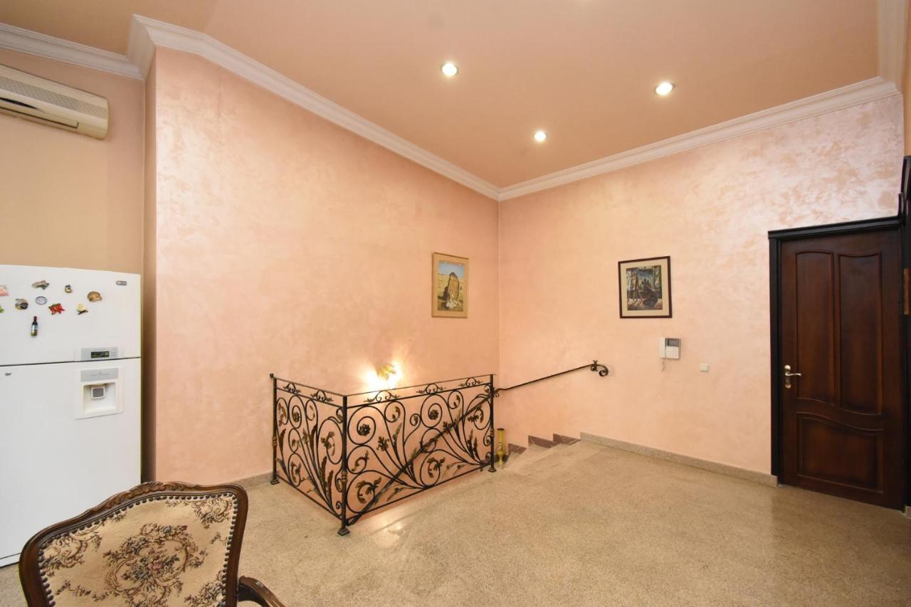Guest House Yerevan Luaran gambar
